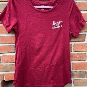 𝅺2/$15 🌸 Live for the Moment Tee